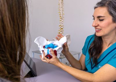 Fisioterapeuta experta en suelo pélvico en Sevilla